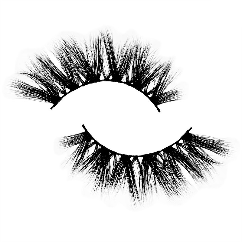 Which Kind of Fake Lashes is Easy to Apply?